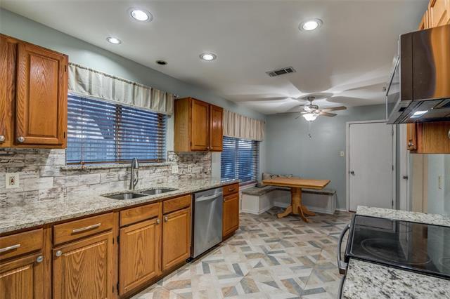 Building Photo - 8233 Mark Ln