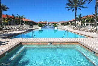 Building Photo - 562 Avellino Isles Cir