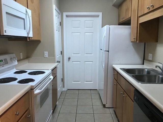 Building Photo - 2 Bedroom Unit in Creets Crossing