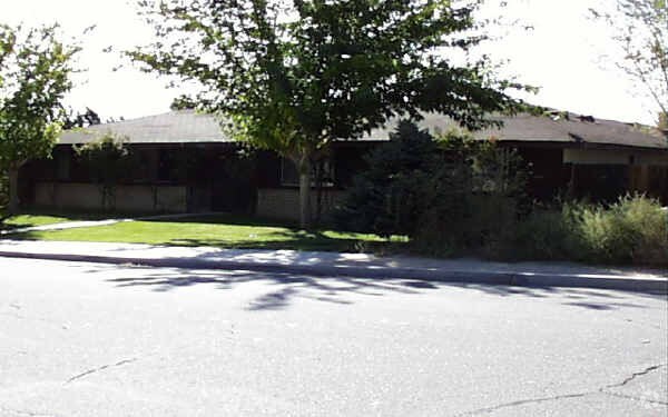 Foto del edificio - 16567 Zenda St
