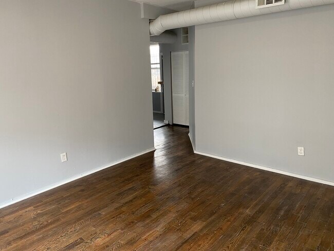 Foto del edificio - 4220 S Michigan Ave