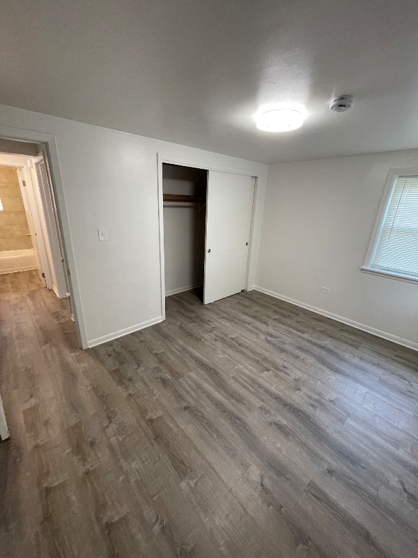 Foto del edificio - 4342 Warren Ave