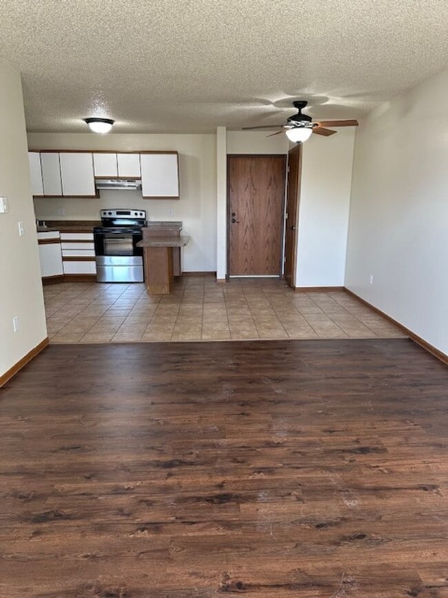 Interior Photo - River's Edge Apartments