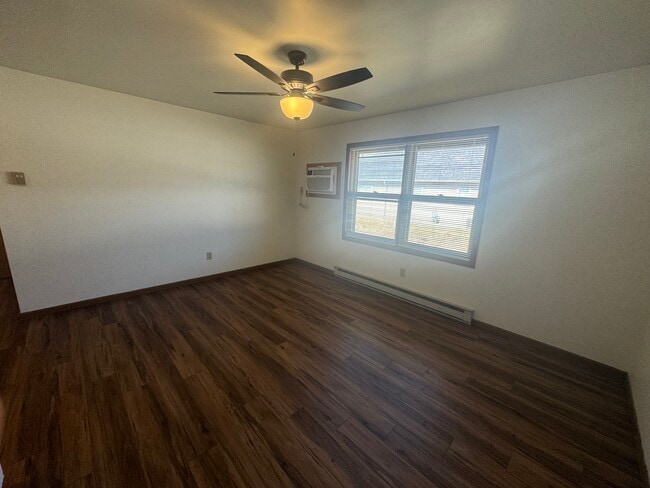 Building Photo - 1740 S Broad St