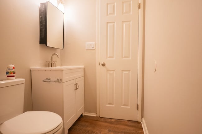 Bathroom - 733 E Wilbeth