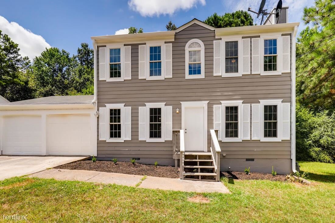 3 br, 2.5 bath House 6253 Valdez Dr House Rental in Rex, GA