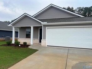 Building Photo - 22655 Dashwood Ln