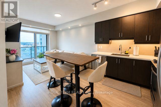 Photo du bâtiment - 3700 Hwy 7 W