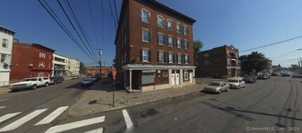 Building Photo - 776 Hallett St