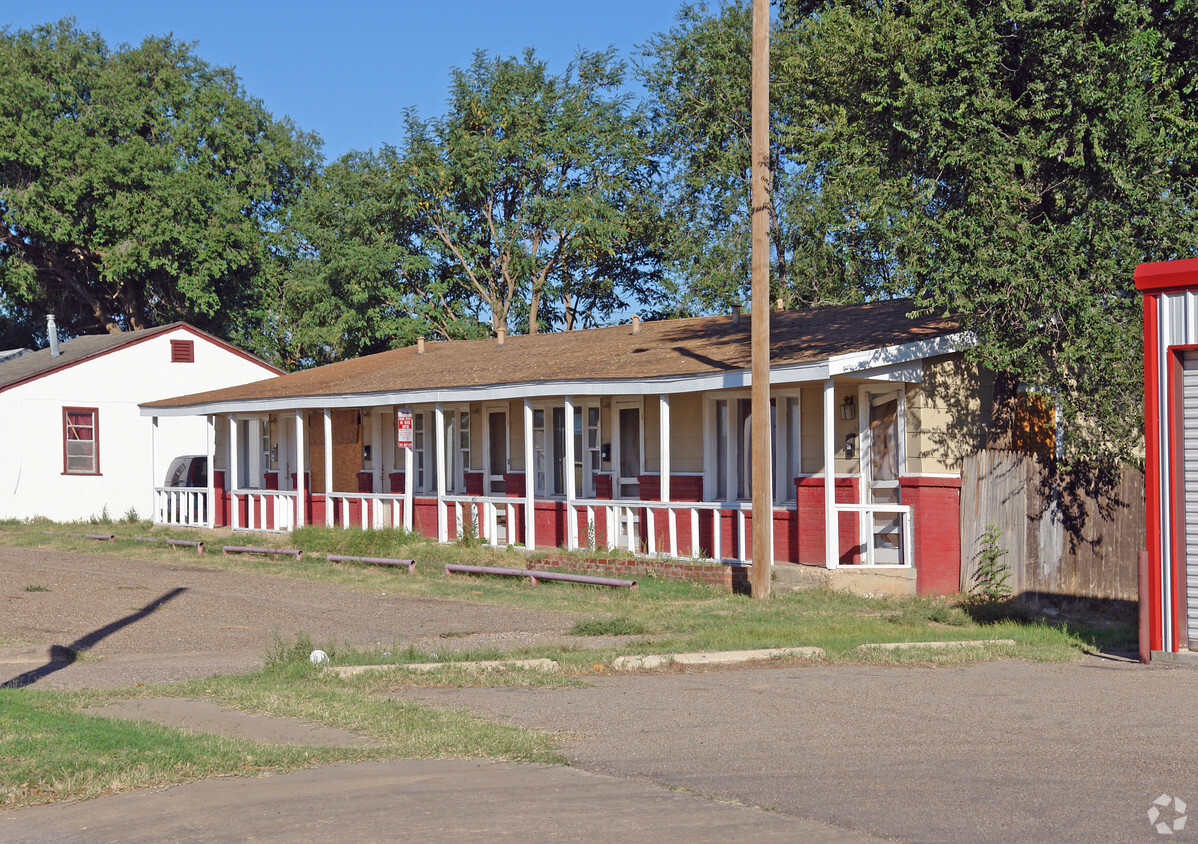 Building Photo - 2320 Colgate St