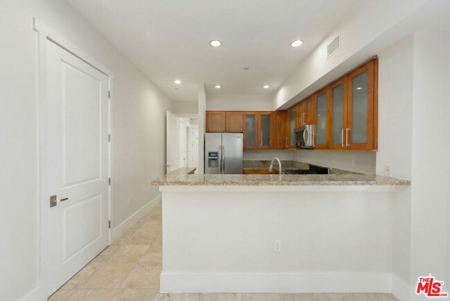 Foto del edificio - 2020 Holly Dr