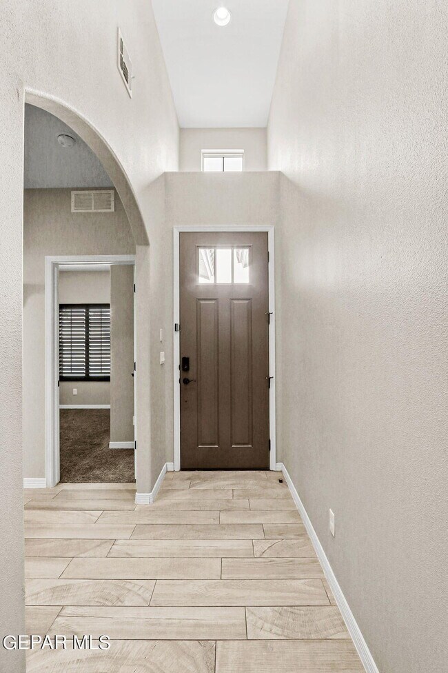 Building Photo - 14170 Peyton Edwards Ave