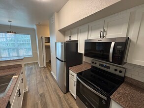 Building Photo - 250 S Stagecoach Trail