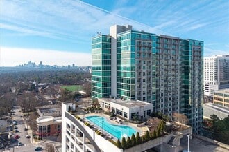 Building Photo - 250 Pharr Rd NE