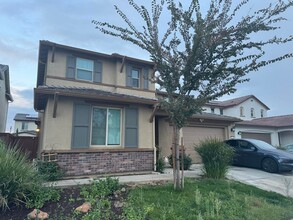 Building Photo - 6041 Oberlander Dr