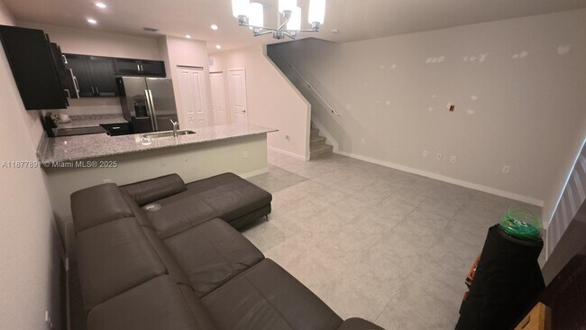 Foto del edificio - 1040 NW 5th Terrace