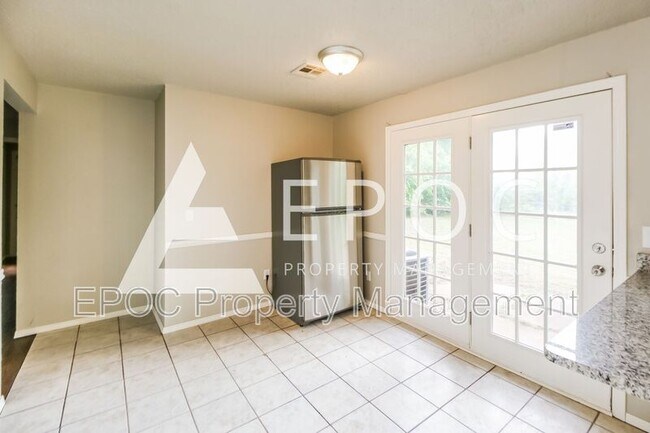 Building Photo - 5009 Brookdale Dr