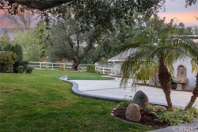 Building Photo - 20371 Trabuco Oaks Dr
