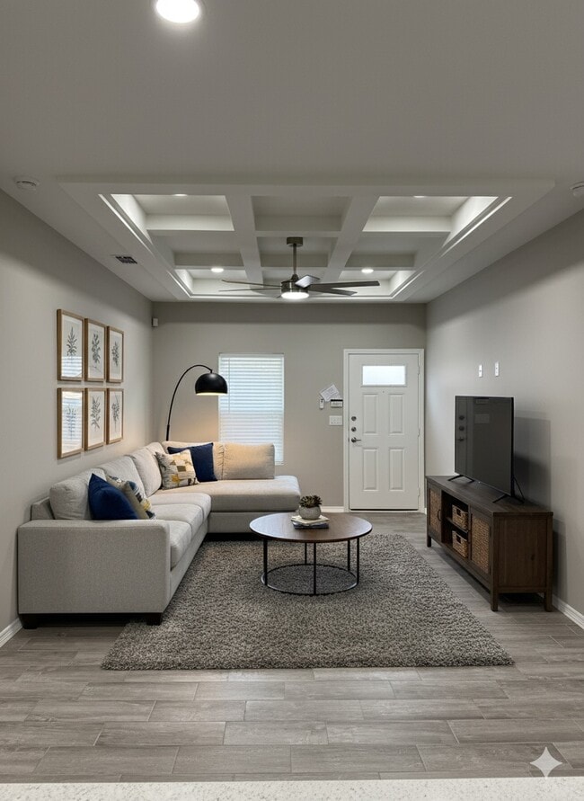 Building Photo - 2309 E Viviana St