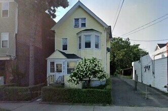 Building Photo - 1400 Stratford Ave