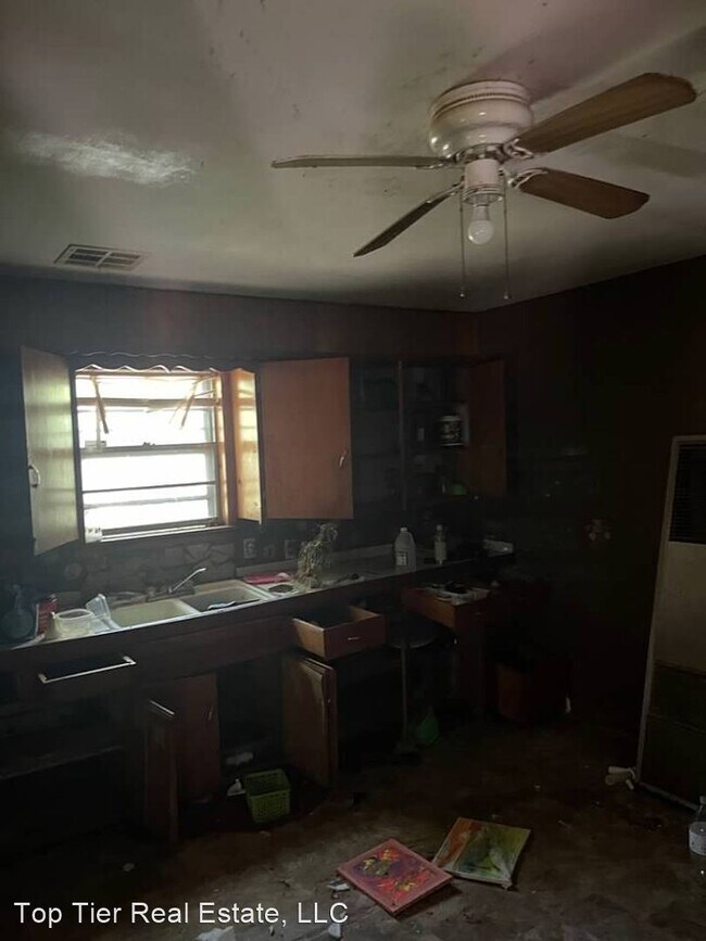 Foto del edificio - 3 br, 1 bath House - 424 N Hyden