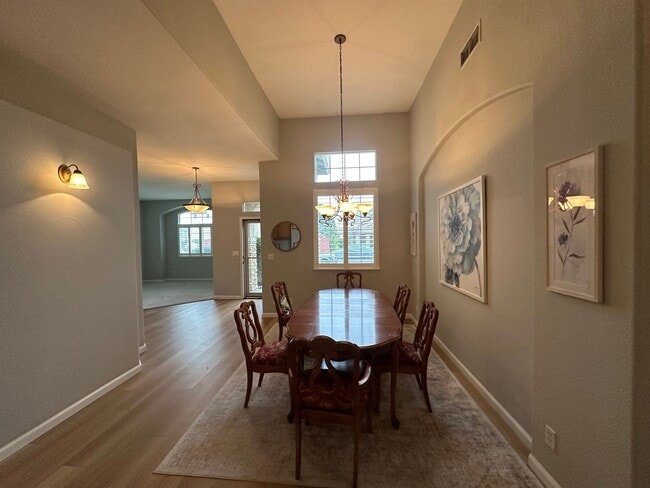 Building Photo - 1834 Treeline Way