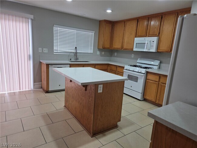 Foto del edificio - 3149 Hartley Cove Ave