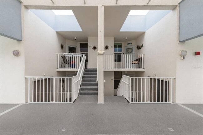 Building Photo - 5279 Isla Key Blvd S