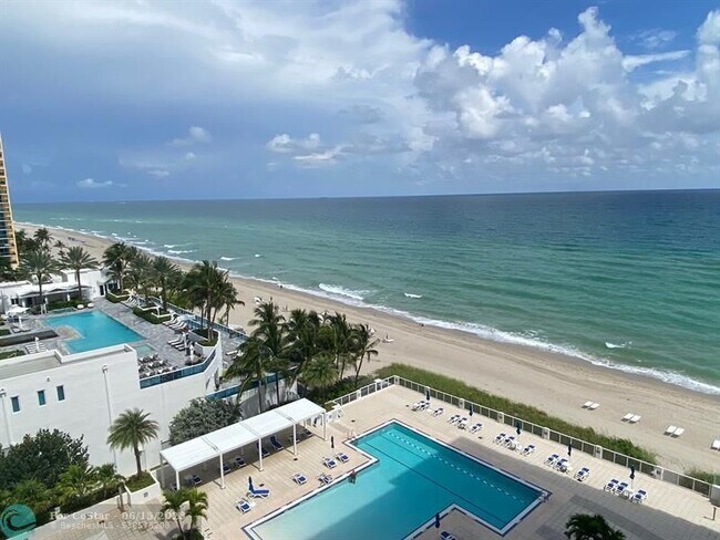 Foto del edificio - 2751 S Ocean Dr