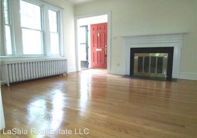 Building Photo - 3 br, 1.5 bath House - 16 Beechwood Road