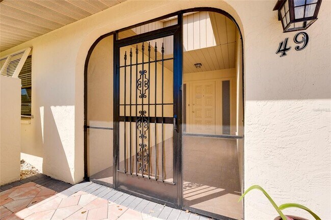 Building Photo - 49 Sandstone Cir