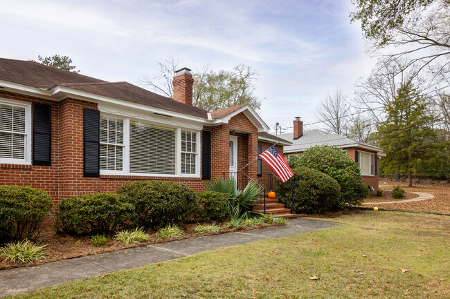 Building Photo - 1818 Shannon Dr