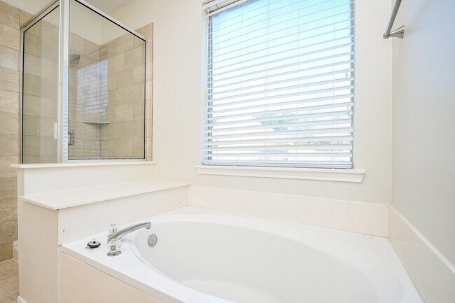 Foto del edificio - 139 Skycrest Dr