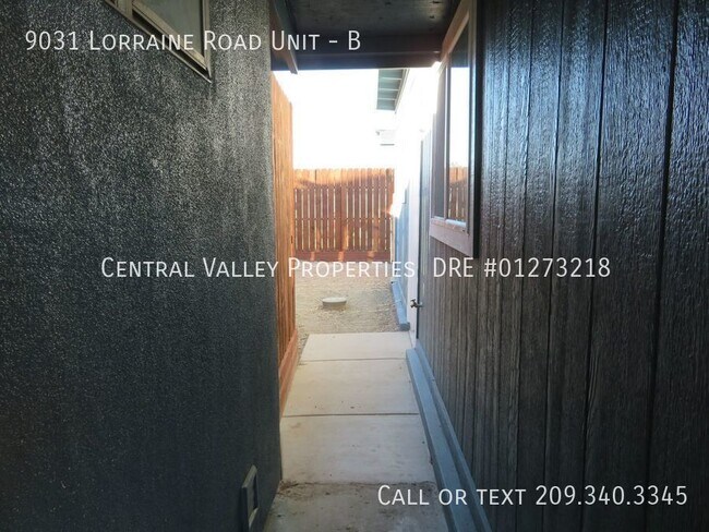 Foto del edificio - 9031 Lorraine Rd