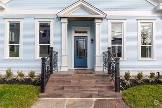 Building Photo - 1616 Alamo St