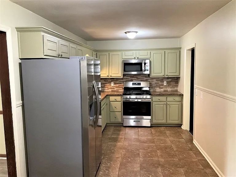 1026 Casa Dr, Clarkston, GA 30021 House for Rent in Clarkston, GA