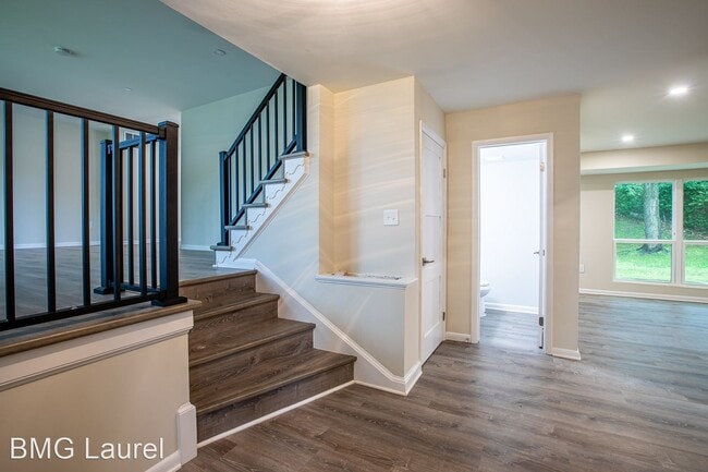 Building Photo - 4 br, 2.5 bath House - 1303 Peaceful Ln