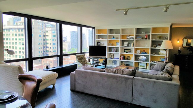 Foto del edificio - 910 N Lake Shore Dr