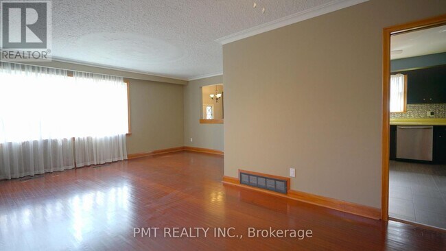 Photo du bâtiment - 94 Glenhaven St