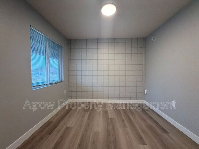Foto del edificio - 877 N 26th St