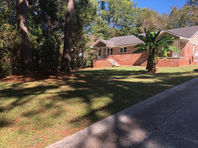 Building Photo - 7860 Scarlett Dr