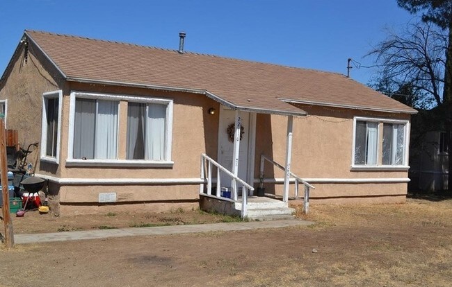 Building Photo - 22116 Bay Ave