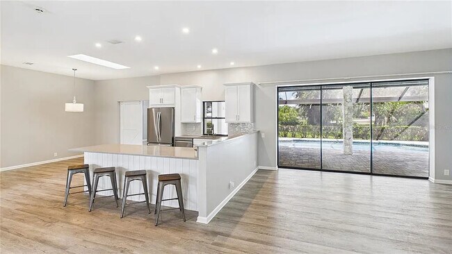 Foto del edificio - 6107 Misty Oaks St