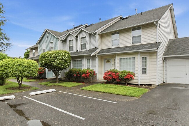 Foto del edificio - Peaceful Corner Townhome in the Heart of Sumner