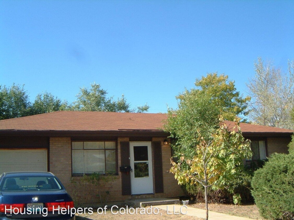 Foto principal - 5 br, 2.5 bath House - 305 S 40th Street