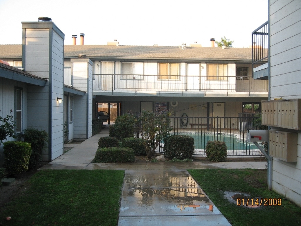 Primary Photo - 4400 Belle Terrace