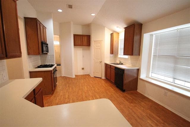 Building Photo - 615 Huntington Ln