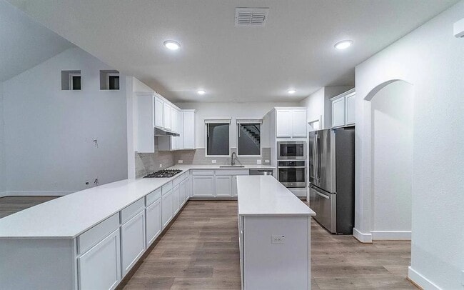 Building Photo - 213 Alicante Ln