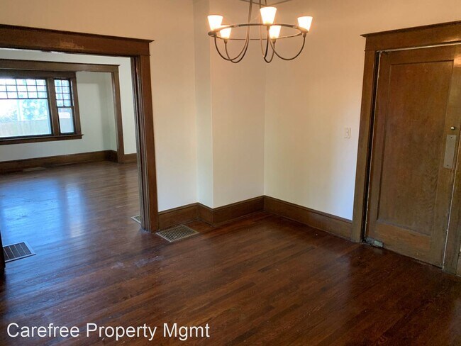 Building Photo - 4 br, 2 bath House - 5465 SW Scholls Ferry...