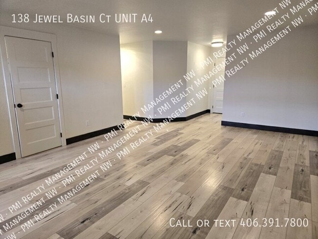 Foto del edificio - 138 Jewel Basin Ct